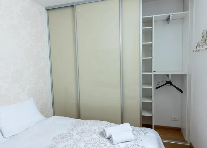 In The Center شقة