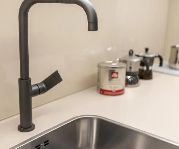 In The Center بيران