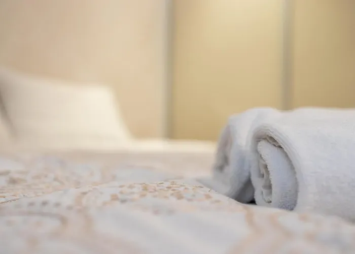 In The Center بيران